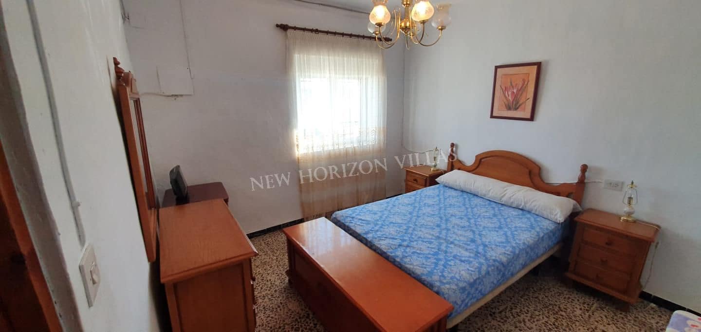 3 makuuhuone Maalaistalo vuokrattavana paikassa Oria - 390 € (Ref: 5823246)