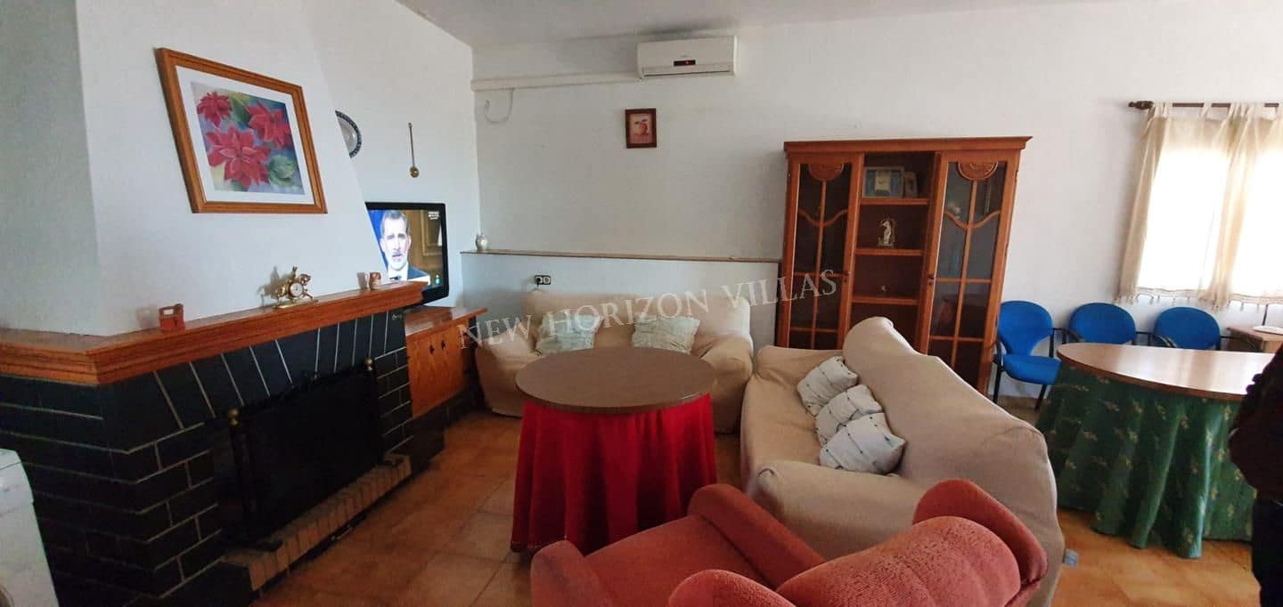 3 makuuhuone Maalaistalo vuokrattavana paikassa Oria - 390 € (Ref: 5823246)