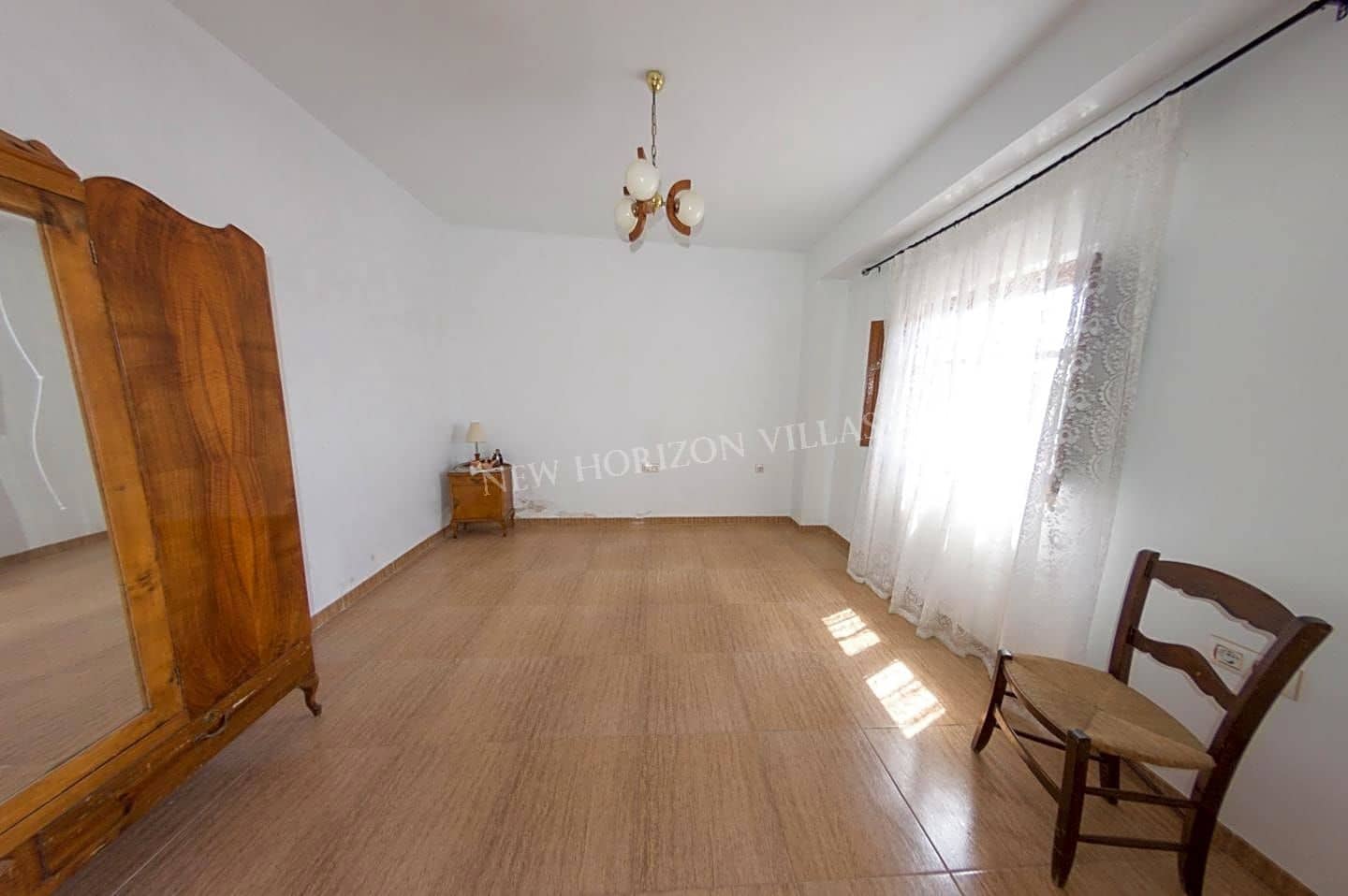 6 bedroom Finca/Country House for sale in Huercal-Overa - € 79,950 (Ref: 6033551)