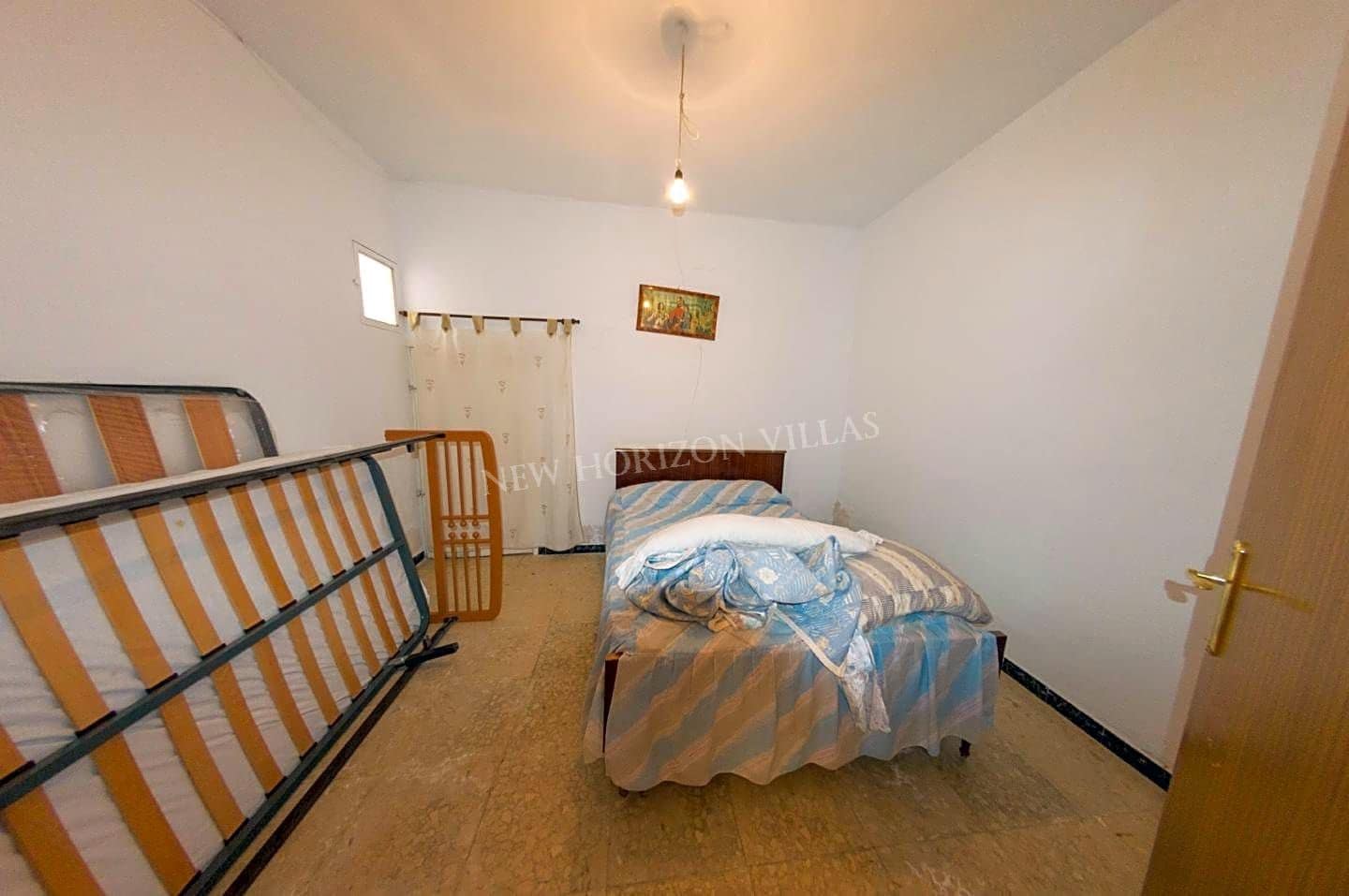 6 bedroom Finca/Country House for sale in Huercal-Overa - € 79,950 (Ref: 6033551)