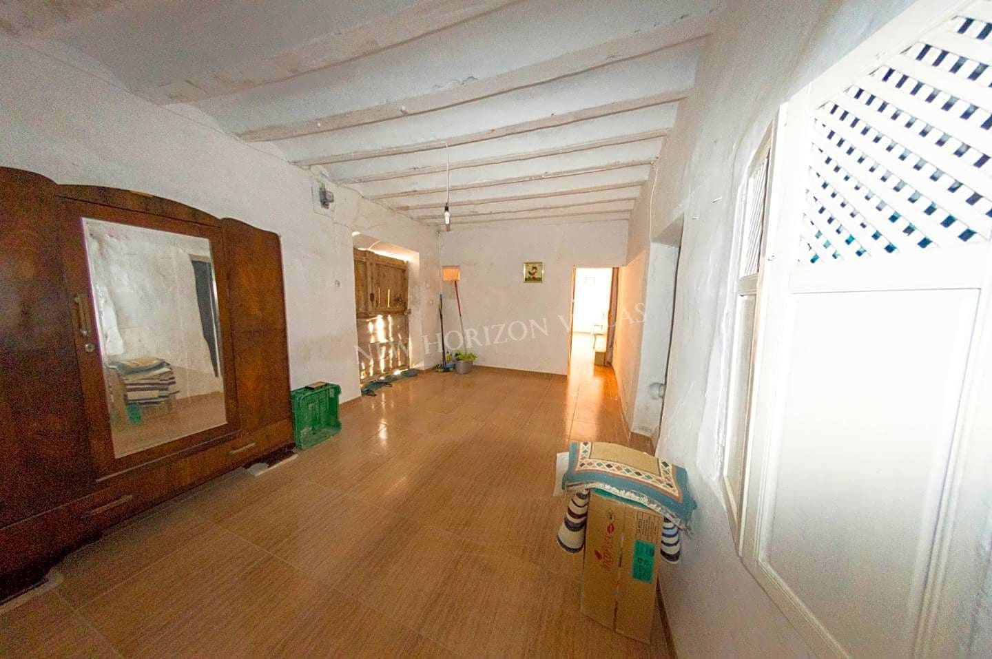 6 bedroom Finca/Country House for sale in Huercal-Overa - € 79,950 (Ref: 6033551)