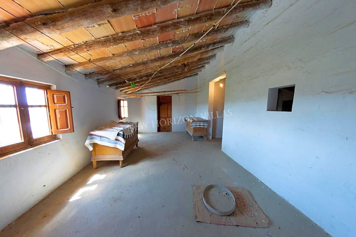 6 bedroom Finca/Country House for sale in Huercal-Overa - € 79,950 (Ref: 6033551)