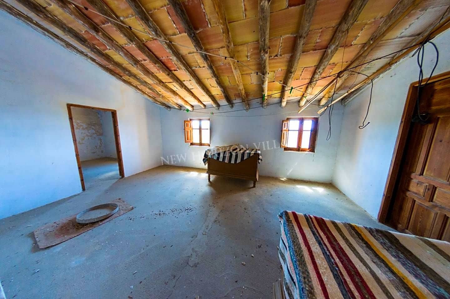 6 bedroom Finca/Country House for sale in Huercal-Overa - € 79,950 (Ref: 6033551)