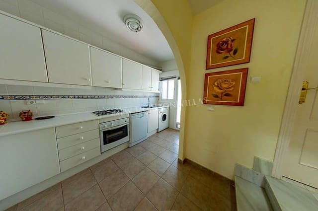 4 bedroom Villa for rent in Mojácar with pool garage - € 650 (Ref: 6256087)