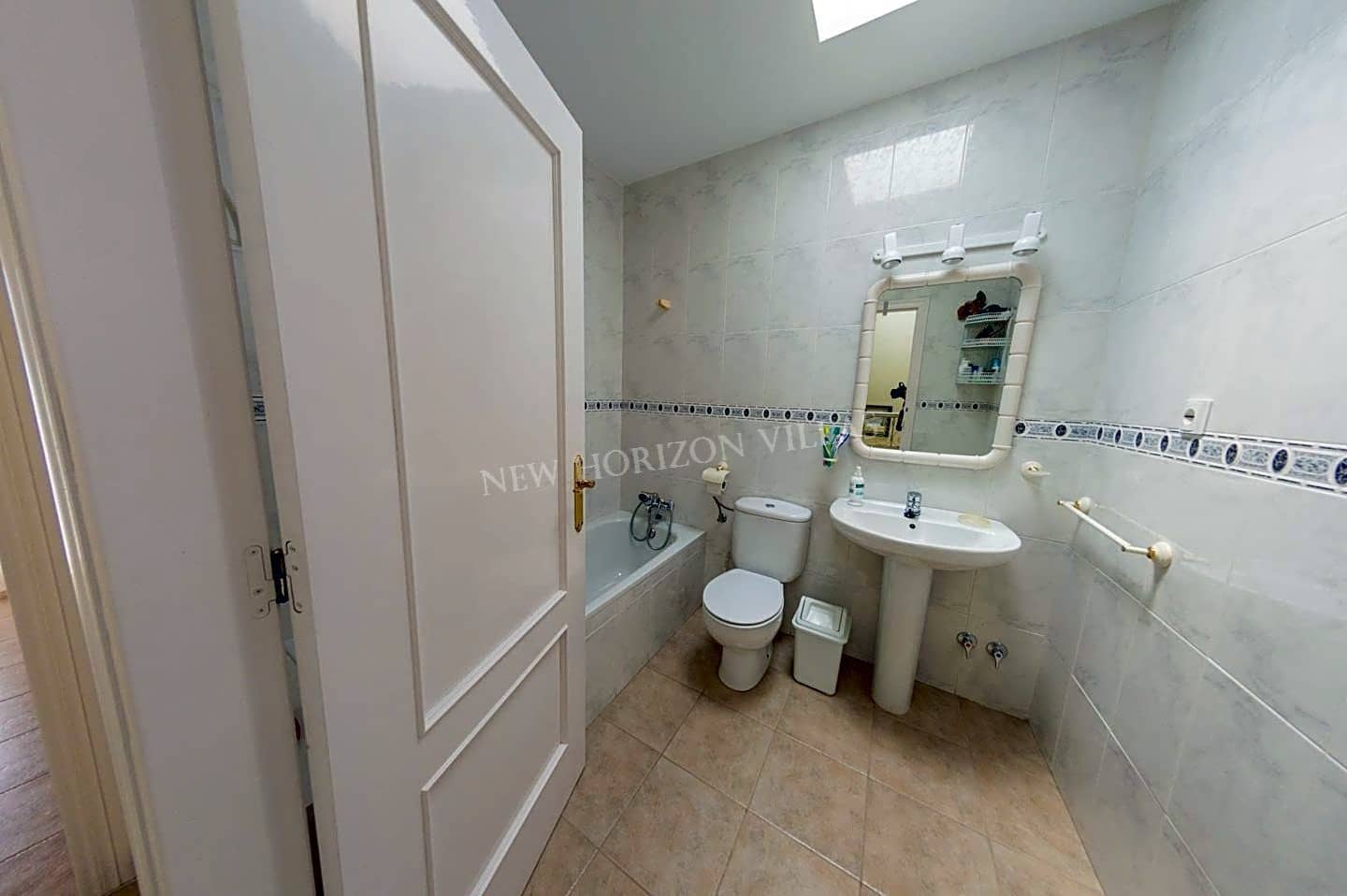 4 bedroom Villa for rent in Mojacar with pool garage - € 650 (Ref: 6256087)
