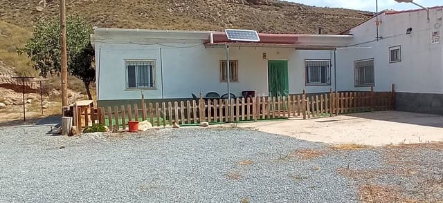 4 bedroom Finca/Country House for rent in Serón with garage - € 400 (Ref: 6291546)