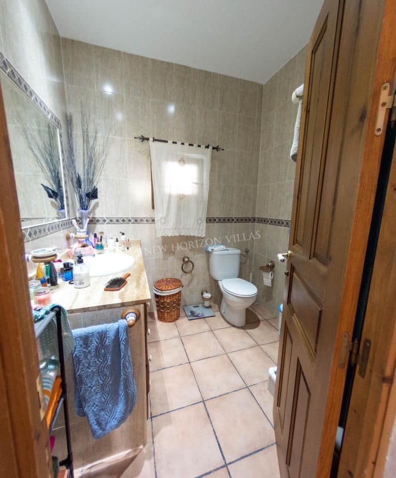 Chalet de 3 habitaciones en Arboleas en alquiler con piscina garaje - 900 € (Ref: 6293927)