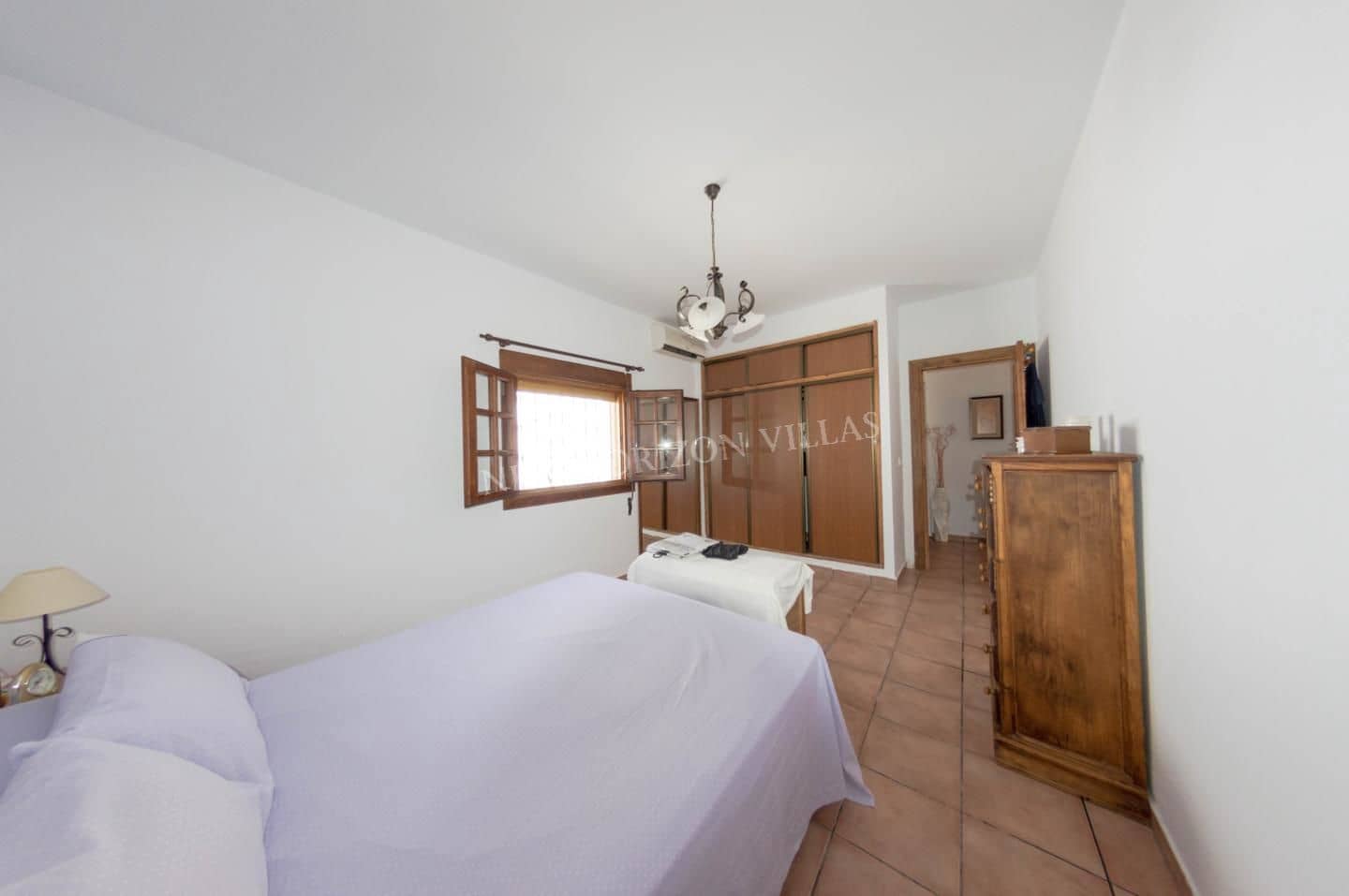 Chalet de 3 habitaciones en Arboleas en alquiler con piscina garaje - 900 € (Ref: 6293927)