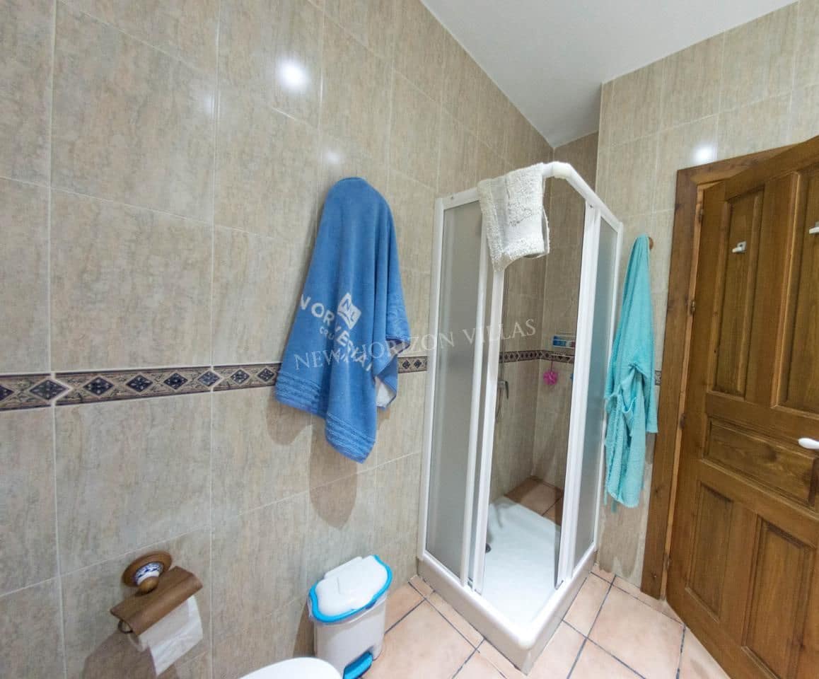 Chalet de 3 habitaciones en Arboleas en alquiler con piscina garaje - 900 € (Ref: 6293927)