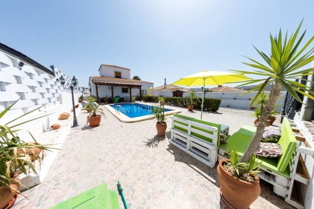 3 bedroom Villa for rent in Arboleas with pool - € 900 (Ref: 6293927)