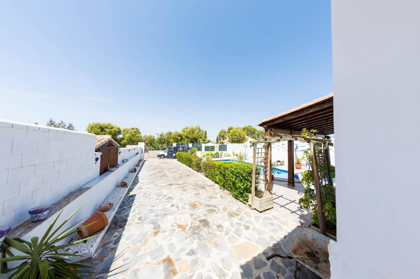 Chalet de 3 habitaciones en Arboleas en alquiler con piscina garaje - 900 € (Ref: 6293927)