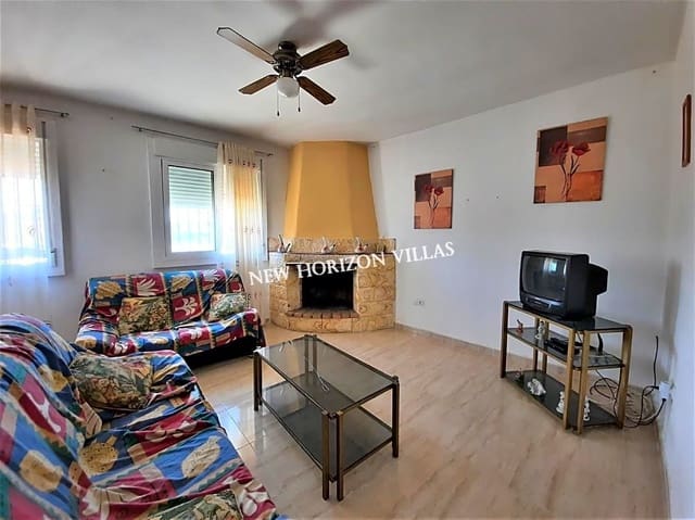 3 soveværelse Villa til leje i Arboleas med garage - € 500 (Ref: 6539617)