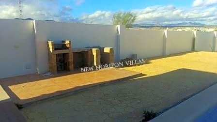 3 sypialnia Willa do wynajęcia w Cantoria z basenem garażem - 850 € (Ref: 6845378)