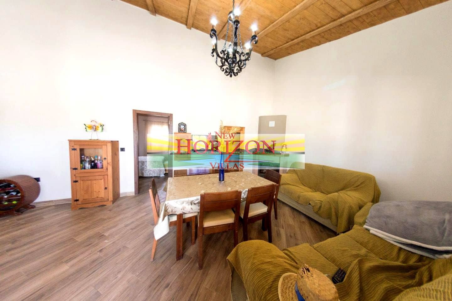 3 makuuhuone Huvila vuokrattavana paikassa Albox mukana uima-altaan - 850 € (Ref: 6904570)