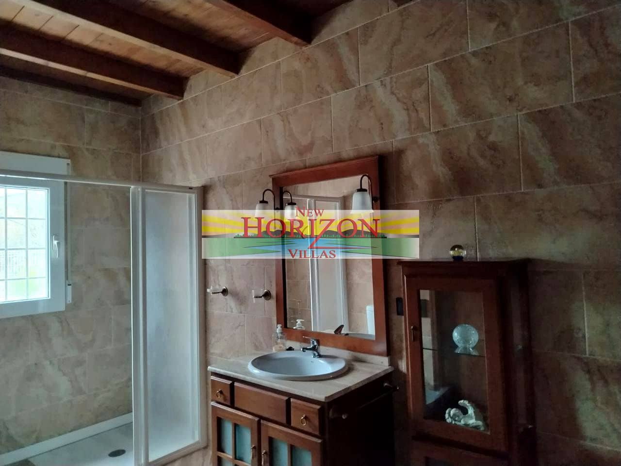 3 makuuhuone Huvila vuokrattavana paikassa Albox mukana uima-altaan - 850 € (Ref: 6904570)