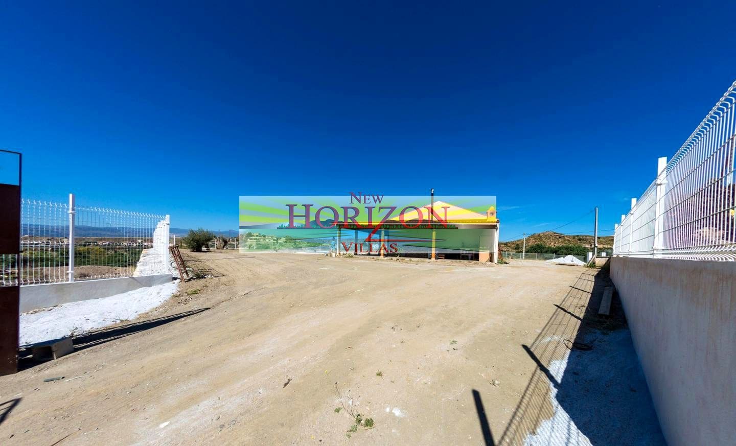 3 makuuhuone Huvila vuokrattavana paikassa Albox mukana uima-altaan - 850 € (Ref: 6904570)