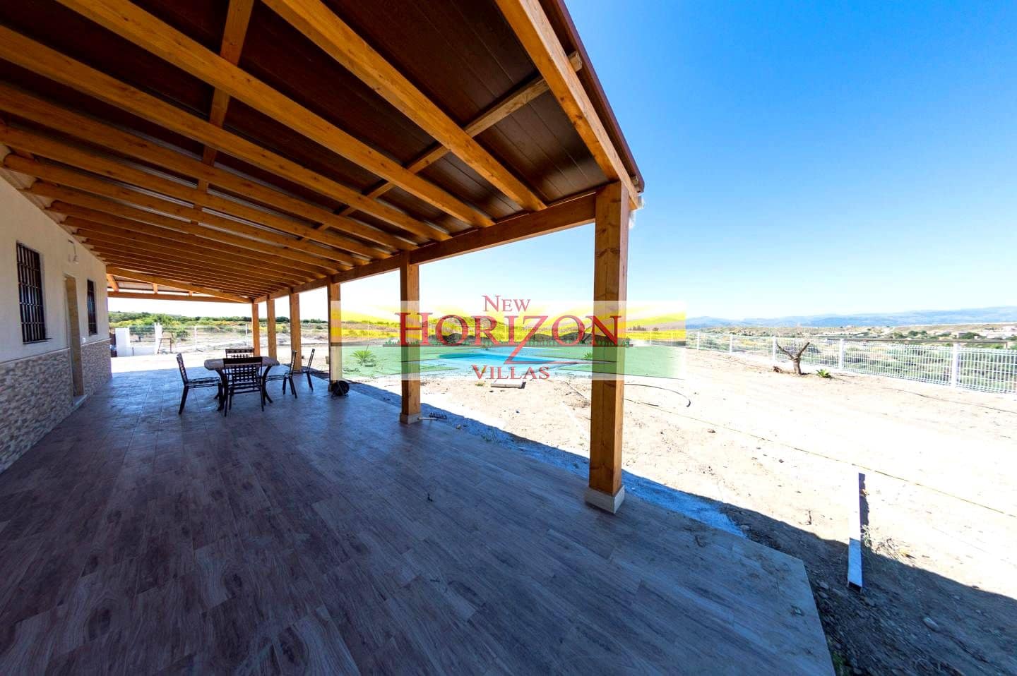 3 makuuhuone Huvila vuokrattavana paikassa Albox mukana uima-altaan - 850 € (Ref: 6904570)