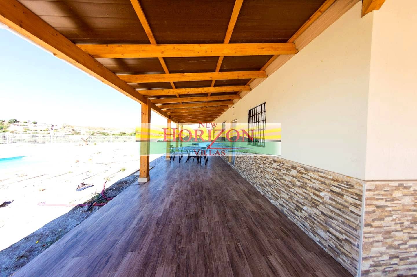 3 makuuhuone Huvila vuokrattavana paikassa Albox mukana uima-altaan - 850 € (Ref: 6904570)