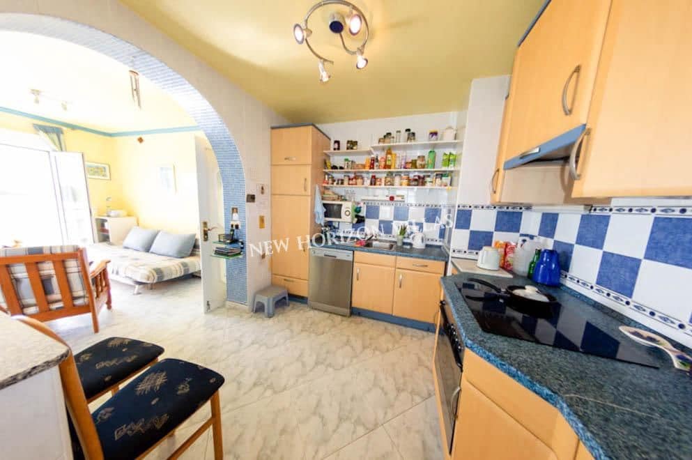 7 soveværelse Villa til salg i Mojacar med garage - € 460.000 (Ref: 6919474)