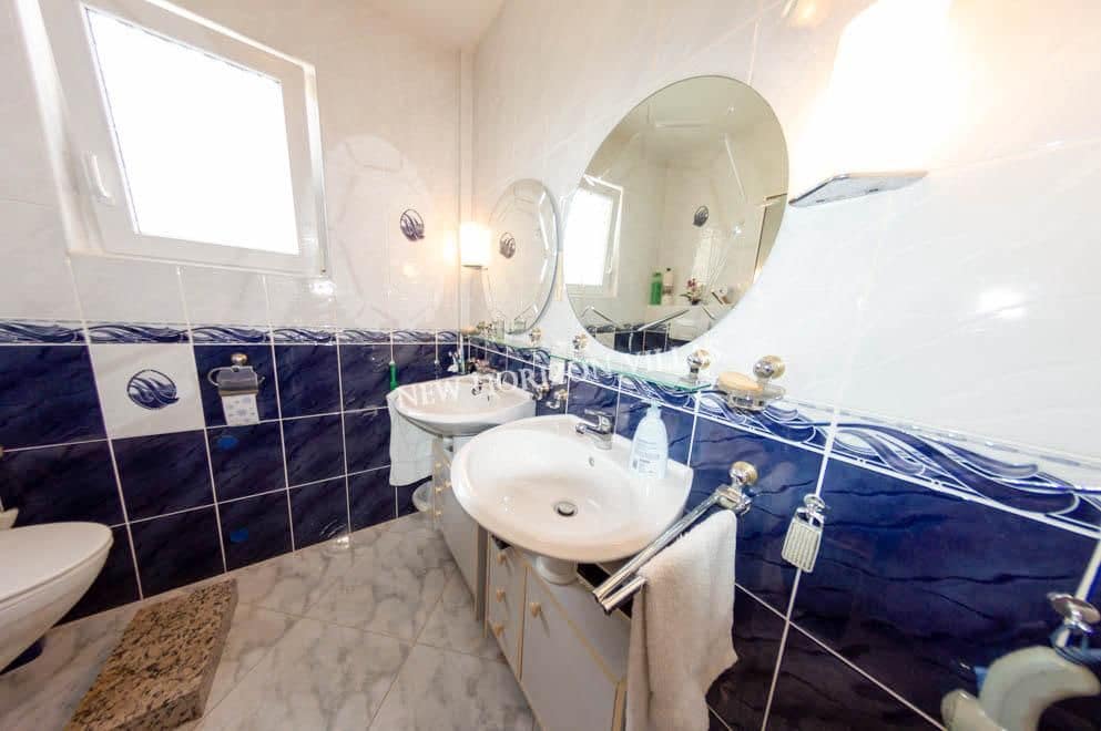 7 soveværelse Villa til salg i Mojacar med garage - € 460.000 (Ref: 6919474)