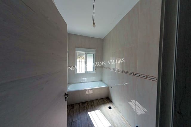 3 soveværelse Villa til leje i Arboleas med swimmingpool garage - € 900 (Ref: 6943619)