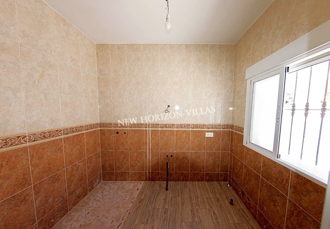 3 bedroom Villa for rent in Arboleas with pool garage - € 900 (Ref: 6943619)
