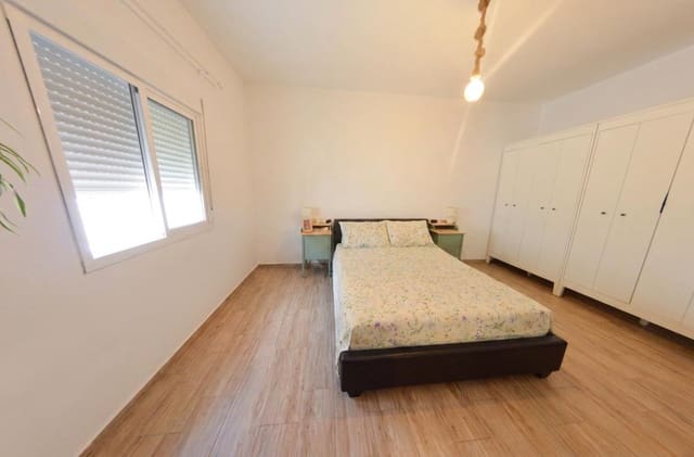 3 bedroom Villa for rent in Arboleas with pool garage - € 900 (Ref: 6943619)