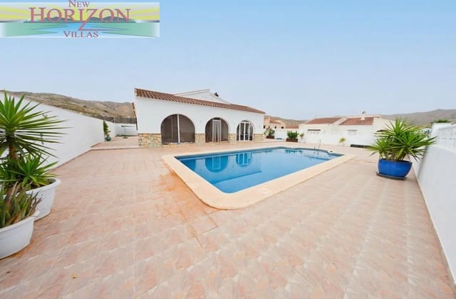 3 bedroom Villa for rent in Arboleas with pool garage - € 900 (Ref: 6943619)