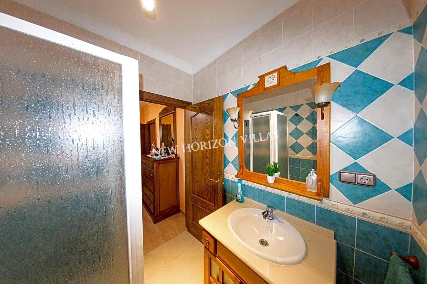 5 slaapkamer Villa te koop in La Alfoquia met zwembad garage - € 249.900 (Ref: 6947636)