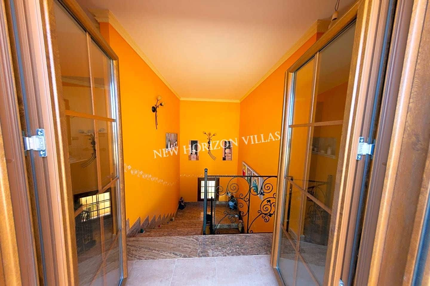5 slaapkamer Villa te koop in La Alfoquia met zwembad garage - € 249.900 (Ref: 6947636)