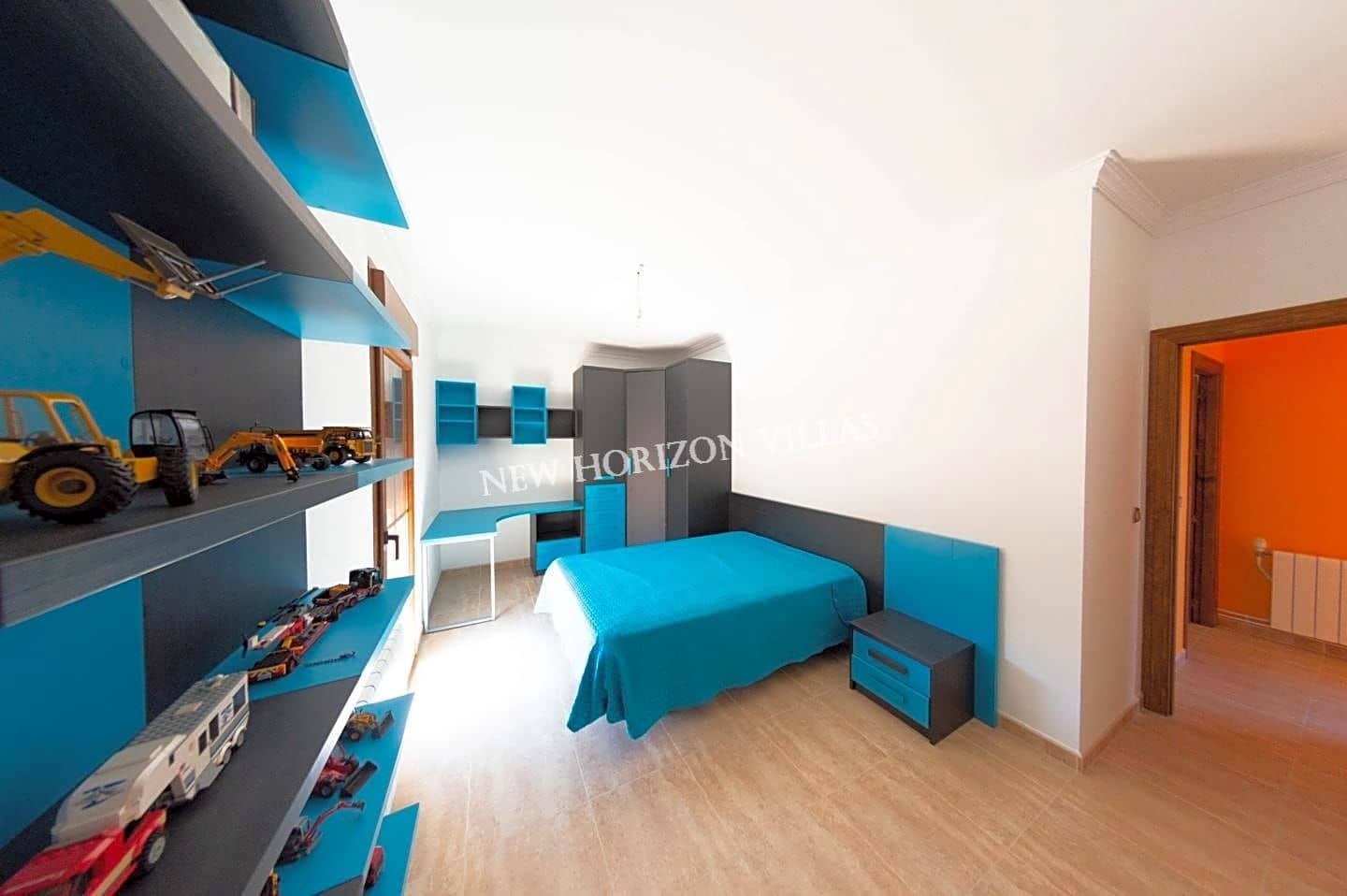 5 slaapkamer Villa te koop in La Alfoquia met zwembad garage - € 249.900 (Ref: 6947636)