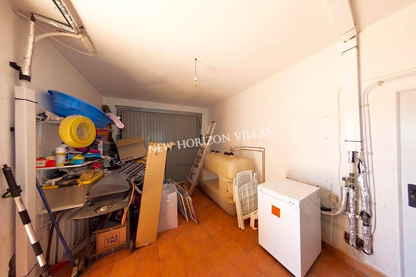 5 slaapkamer Villa te koop in La Alfoquia met zwembad garage - € 249.900 (Ref: 6947636)