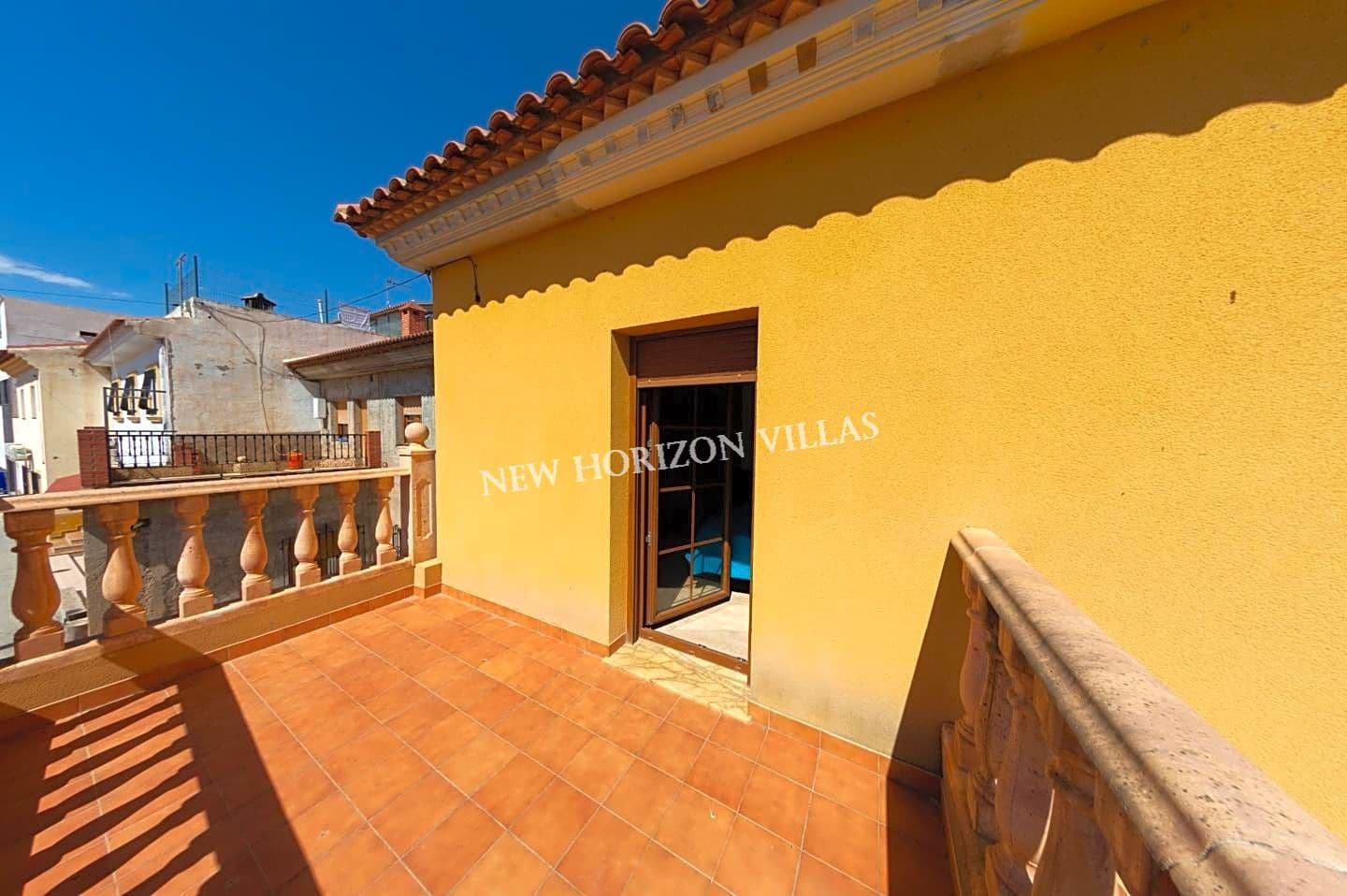 5 slaapkamer Villa te koop in La Alfoquia met zwembad garage - € 249.900 (Ref: 6947636)