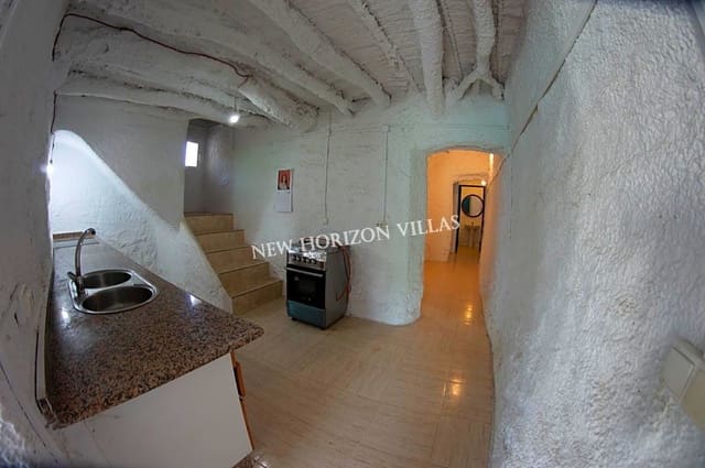 3 soveværelse Finca/Landehus til leje i Zurgena med garage - € 500 (Ref: 6958281)