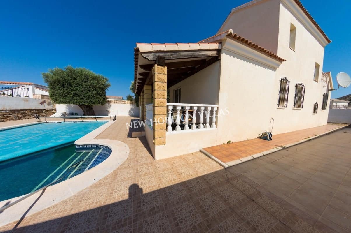 3 camera da letto Villa da affittare in Arboleas con piscina - 900 € (Rif: 6973634)