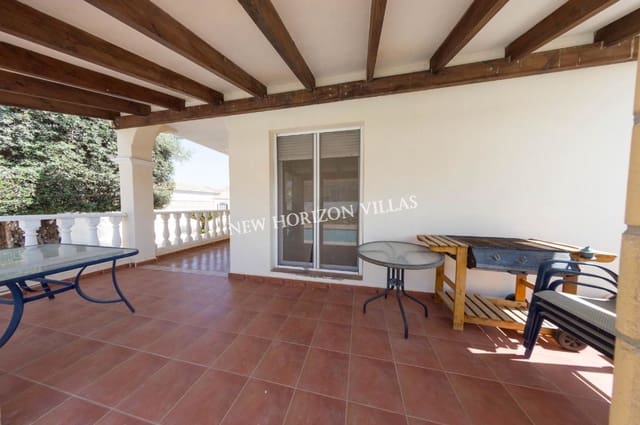 3 Zimmer Villa zu vermieten in Arboleas mit Pool - 900 € (Ref: 6973634)