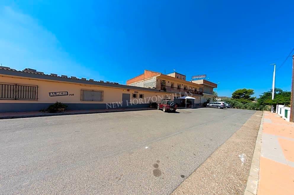 6 soveværelse Villa til salg i La Alfoquia med garage - € 838.500 (Ref: 6994252)