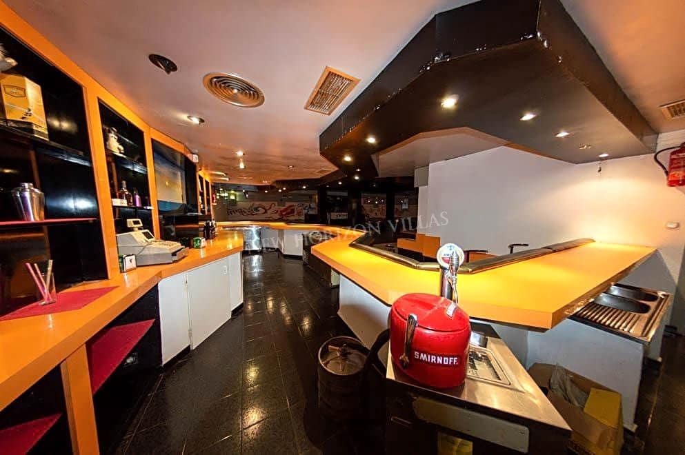 6 soveværelse Villa til salg i La Alfoquia med garage - € 838.500 (Ref: 6994252)