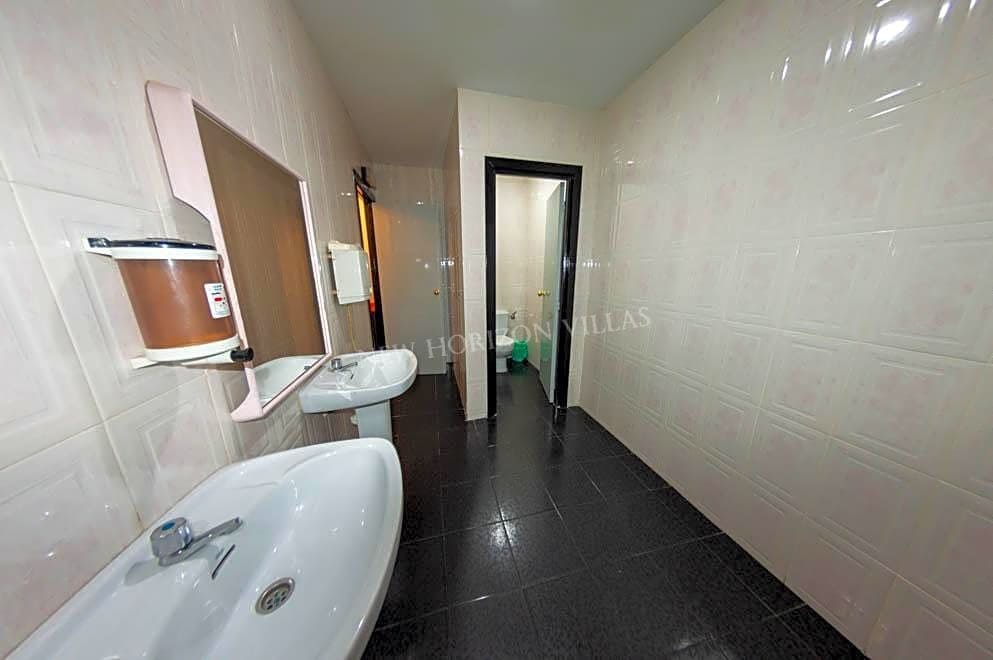 6 soveværelse Villa til salg i La Alfoquia med garage - € 838.500 (Ref: 6994252)