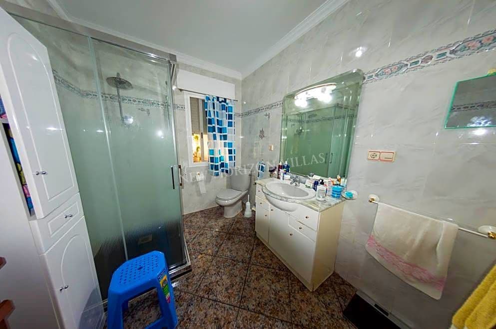 6 soveværelse Villa til salg i La Alfoquia med garage - € 838.500 (Ref: 6994252)