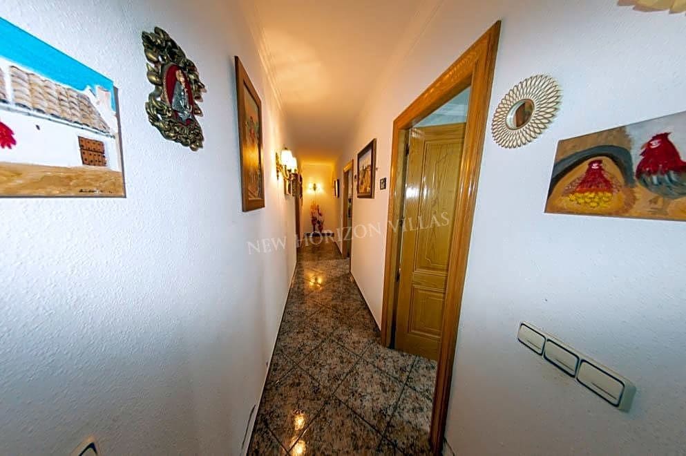 6 soveværelse Villa til salg i La Alfoquia med garage - € 838.500 (Ref: 6994252)