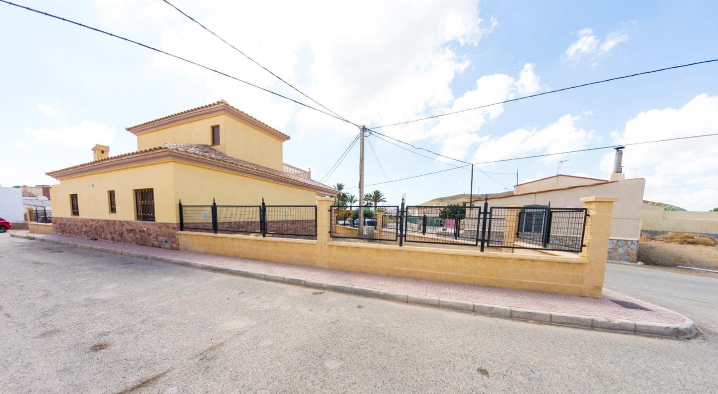 3 soveværelse Villa til salg i Cuevas del Almanzora - € 185.000 (Ref: 7096635)