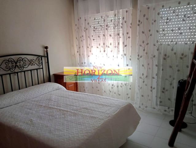 3 bedroom Flat for rent in Mojácar with pool garage - € 600 (Ref: 7286596)