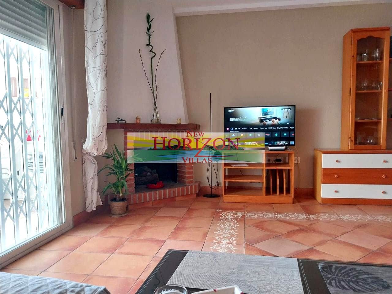 3 bedroom Flat for rent in Mojacar with pool garage - € 600 (Ref: 7286596)
