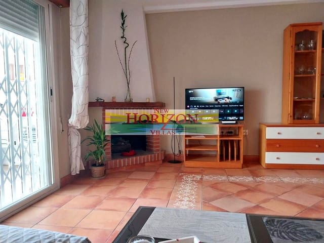 3 bedroom Flat for rent in Mojácar with pool garage - € 600 (Ref: 7286596)