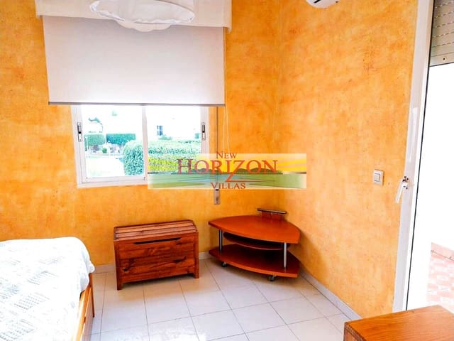 3 bedroom Flat for rent in Mojácar with pool garage - € 600 (Ref: 7286596)