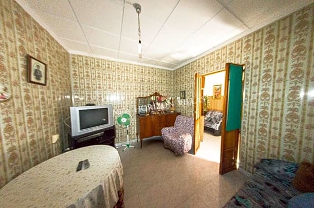 3 soveværelse Villa til salg i Almanzora, Cantoria med garage - € 65.000 (Ref: 7299429)