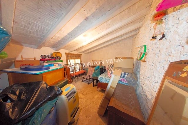 6 slaapkamer Finca/Landhuis te koop in La Alfoquia, Zurgena - € 75.000 (Ref: 7306862)