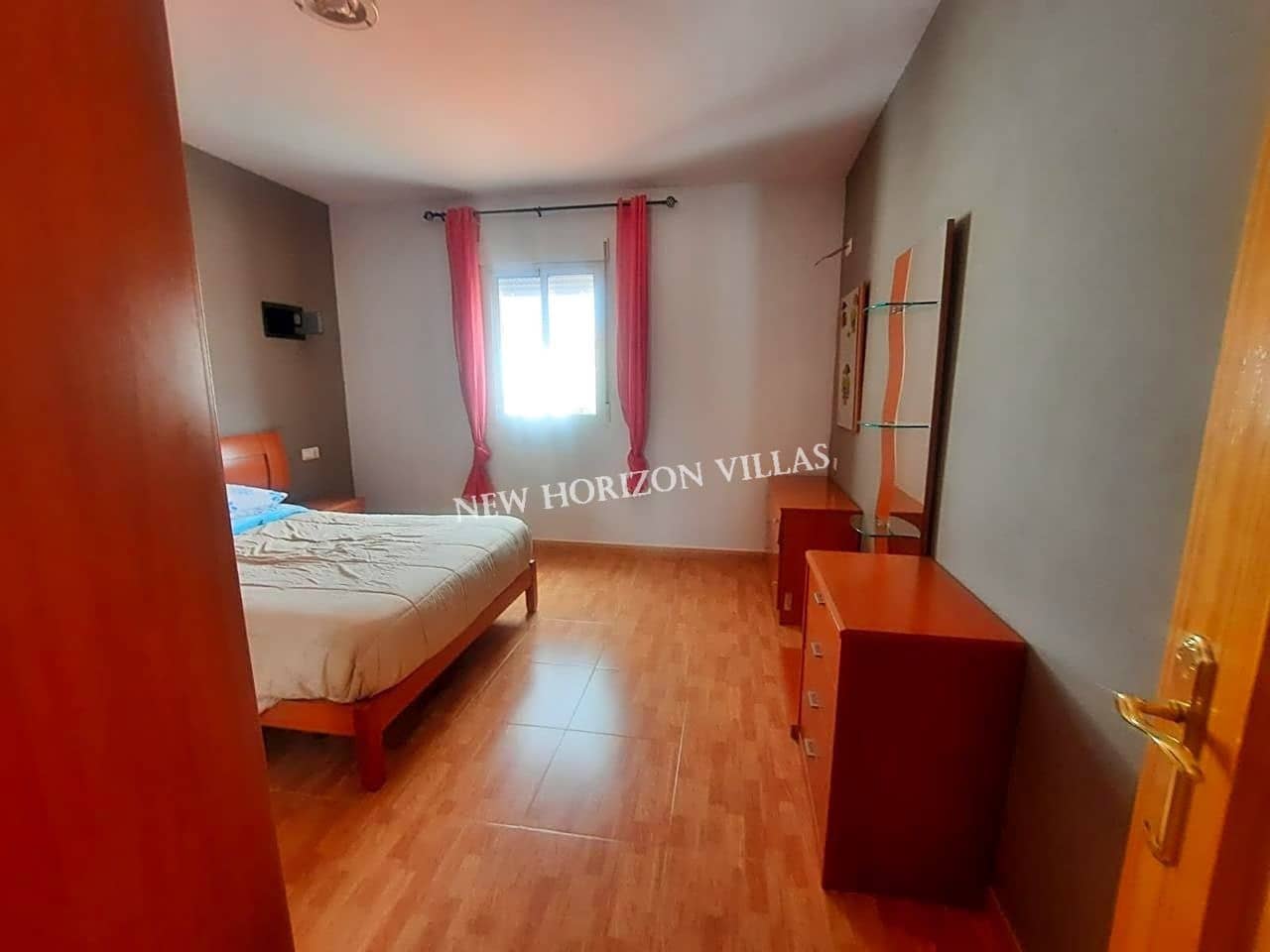 4 quarto Apartamento para arrendar em Taberno - 600 € (Ref: 7430765)