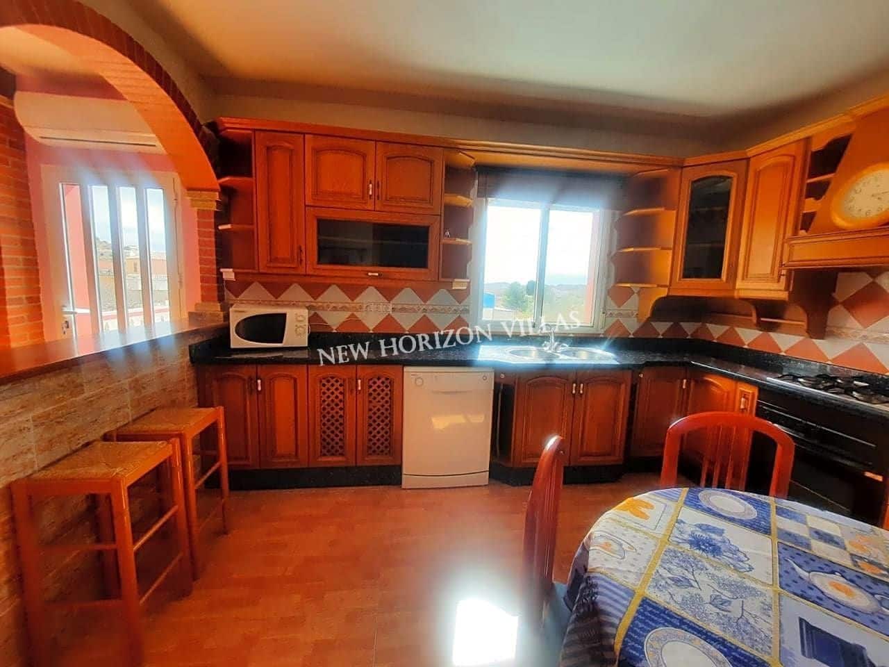 4 quarto Apartamento para arrendar em Taberno - 600 € (Ref: 7430765)